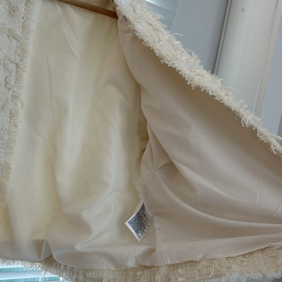 Set (jacket & skirt) - Picture 7 of 17